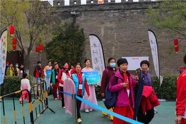 山东省第十一届全民健身运动会太极拳比赛在东平水浒影视城开幕
