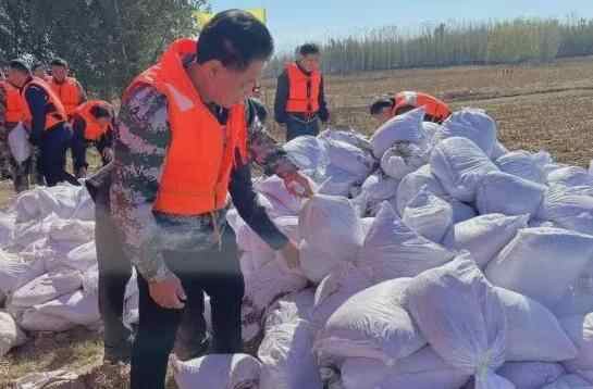 直击东平防汛｜卢丙光：年近花甲守初心 书记领航赴前线