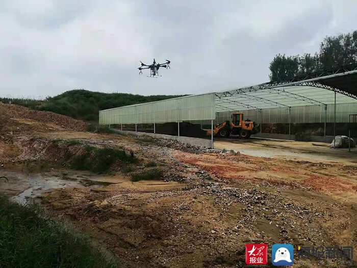 新泰市利用无人机解决养殖场异味“老大难”问题