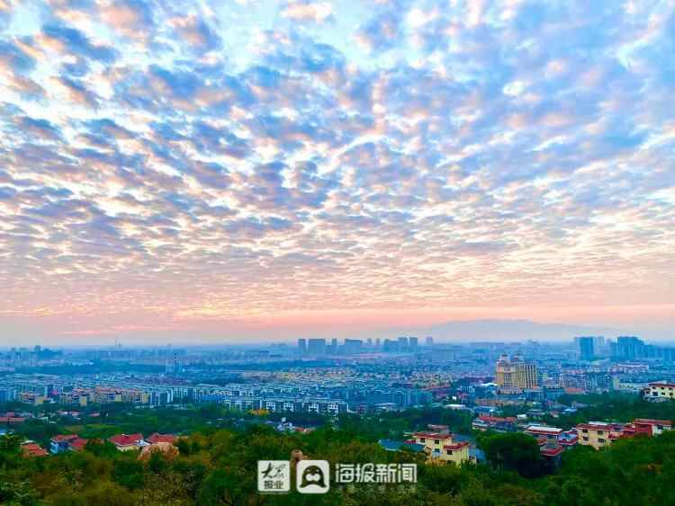 今天的泰安，是彩云的城！从城里到泰山顶绝美