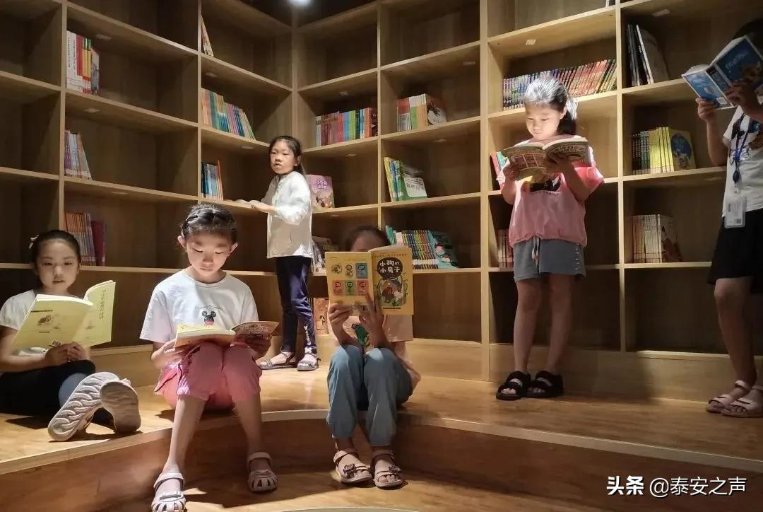 群众文化生活满意度提升攻坚在行动丨新泰市：为群众提供丰富的精神食粮 真正把文化...
