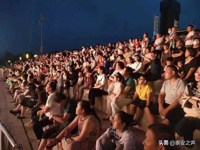 群众文化生活满意度提升攻坚在行动丨新泰市：为群众提供丰富的精神食粮 真正把文化...