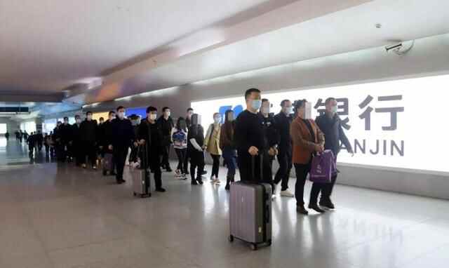 利用网络直播平台组织淫秽表演，肥城警方打掉3个犯罪团伙