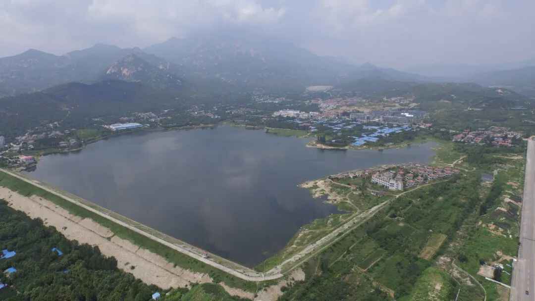 观湖、赏美景、放风筝^^^^^^泰安绝佳湖景！你最想和谁一起来？
