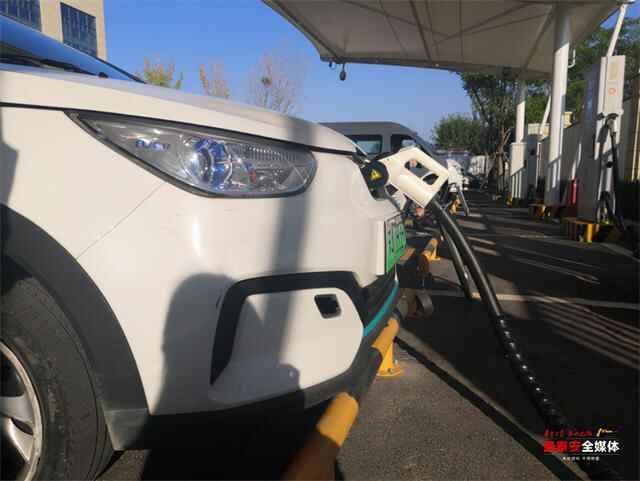 2021年泰安市委、市政府为民要办实事进展顺利，泰城城区3公里充电服务圈提前建成