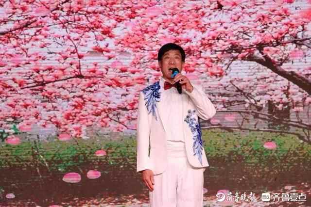 新泰市羊流镇送戏下乡让群众“粽”享文化盛宴