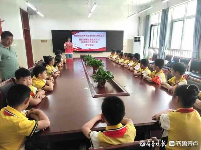 泰山区财源街道财西社区理论宣传走进西关学校