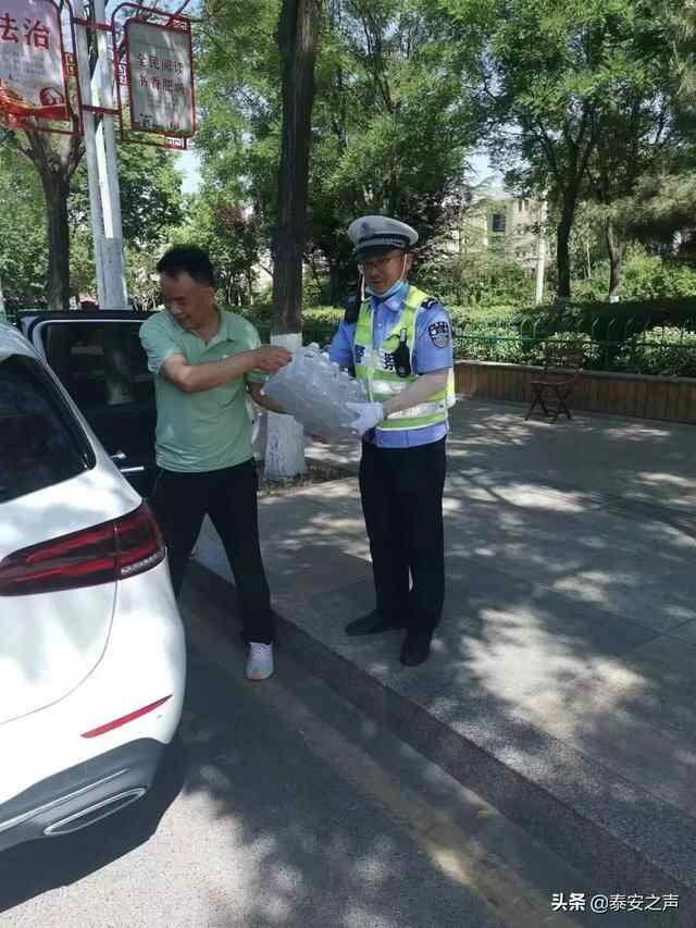高考第一天，肥城交警守护乘风破浪的你们