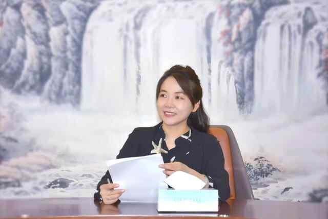 奋斗演绎精彩人生——记东平县“最美巾帼奋斗者”、东顺集团电商直播公司总经理李艳艳