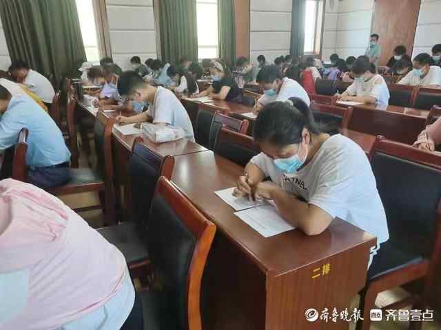文明实践丨新泰市汶南镇公益性岗位笔试考核评议工作圆满结束