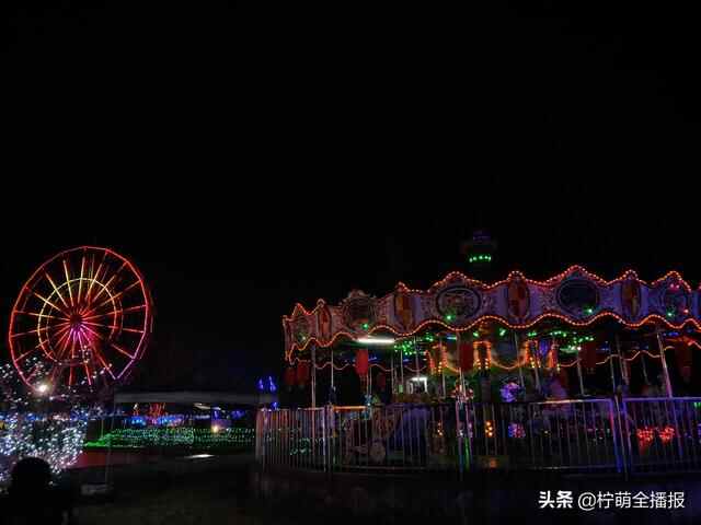 上万盏小彩灯点亮新汶！泰安新泰市首届灯光节开幕