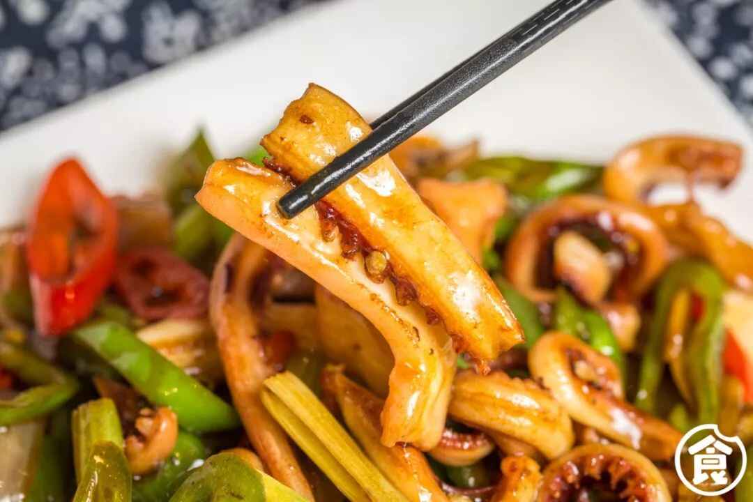 人均30+元！在东平开了3年的店，靠三大「重头戏」俘获无数回头客