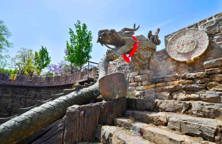 欢迎走进新泰美丽乡村——掌平洼！好山好水好空气