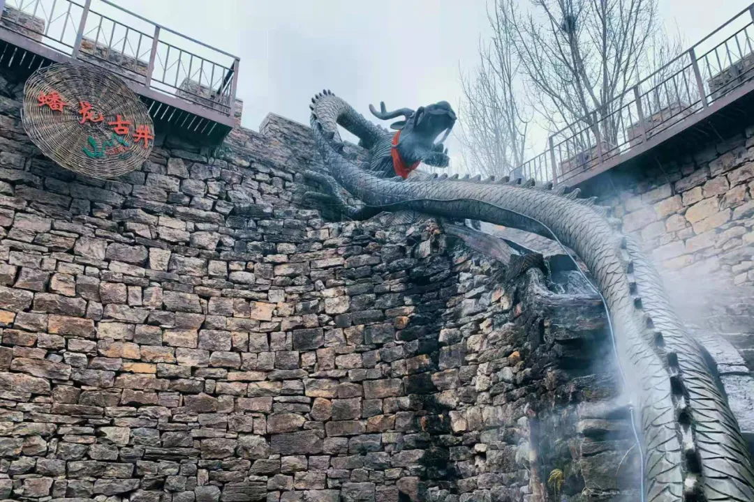 免费！这个避世古村千亩杏花盛放，螺旋龙井喷涌！风景简直一绝！