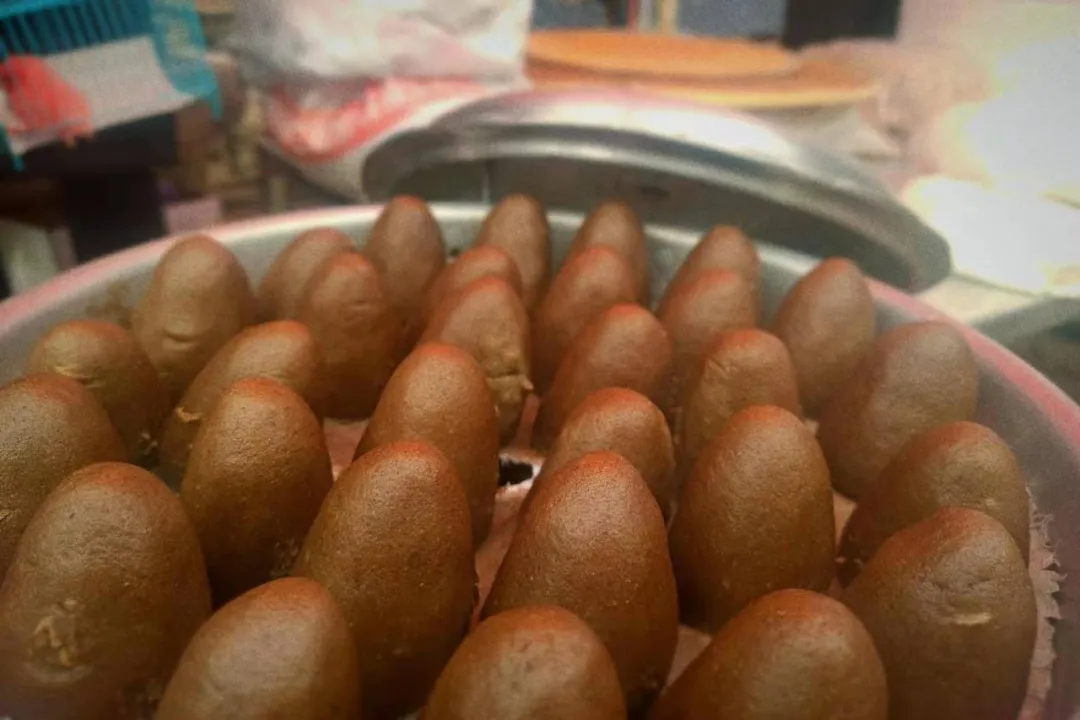 免费！这个避世古村千亩杏花盛放，螺旋龙井喷涌！风景简直一绝！