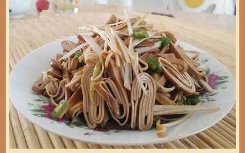 吃不起宁阳县的小吃来吃商河县的烧饼和豆皮