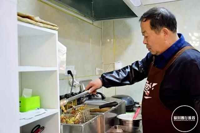 花1个月时间整理银川夜市27家人气小吃店，收藏