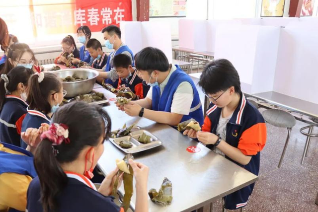 威海市文登区：“五为”迎端午，志愿暖人心