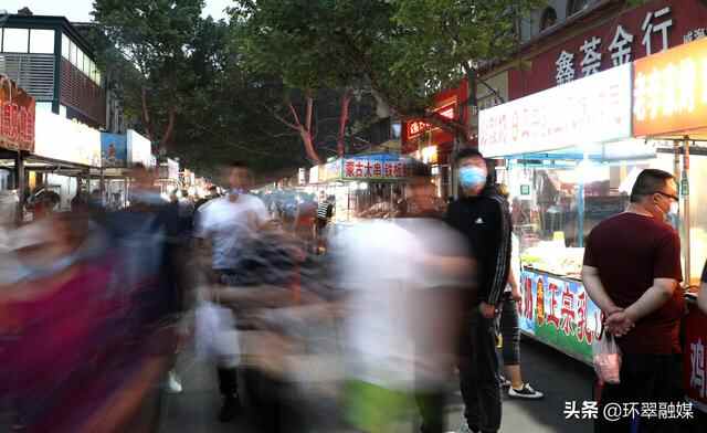 威海市环翠区东城路夜市：人间烟火气，最抚凡人心
