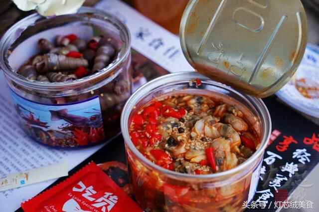 逛吃荣成海鲜美食嘉年华，现场那么多好吃的，馋得我根本停不下啊