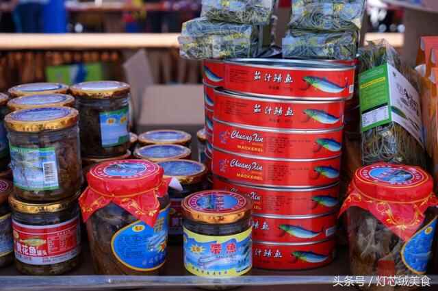逛吃荣成海鲜美食嘉年华，现场那么多好吃的，馋得我根本停不下啊
