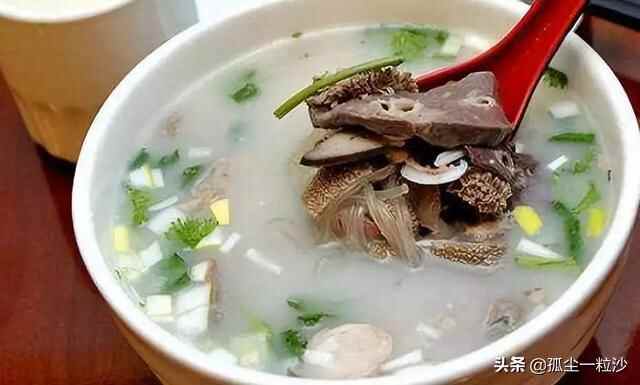 威海乳山市8大推荐美食，这些地方美食值得你的品尝