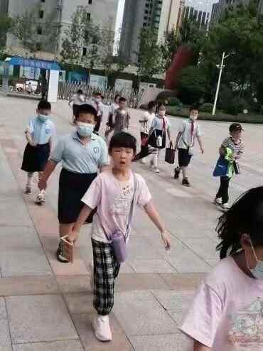 曲师日照一附小：衔幼小，促成长，赏繁华
