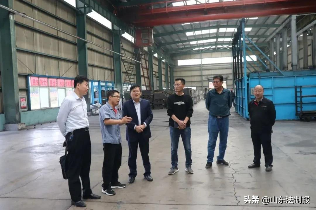 日照市岚山区区委常委、政法委书记迟令席到“暖企行动”包联乡镇、企业走访调研