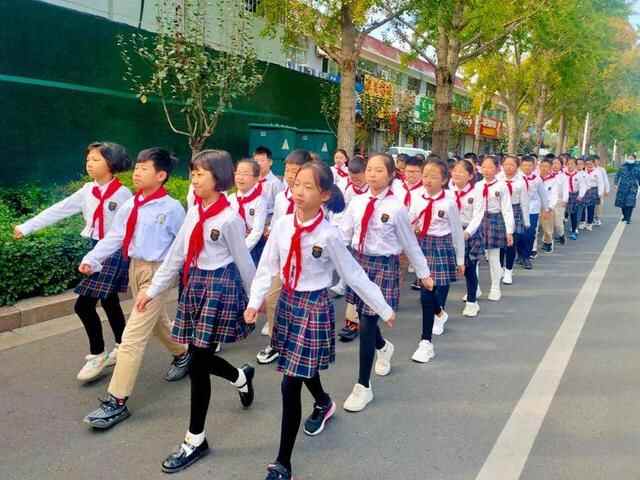 莒县第一实验小学走进莒国古城，开展文化之旅研学游