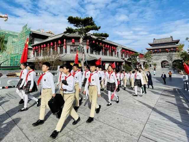 莒县第一实验小学走进莒国古城，开展文化之旅研学游