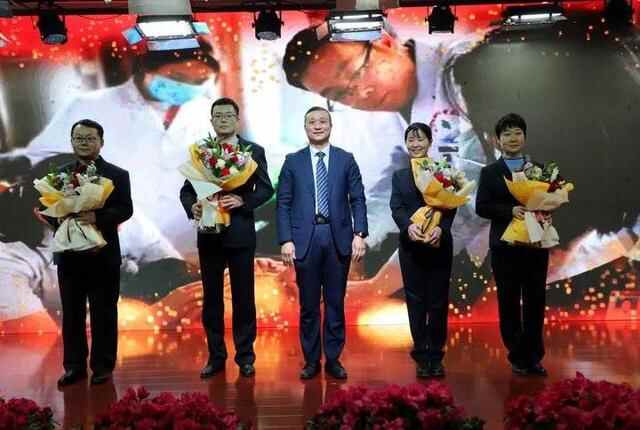 新起点新征程新未来，岚山区人民医院召开年度工作总结表彰大会