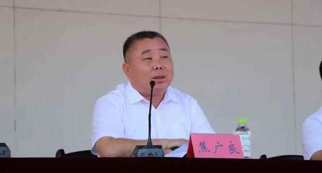 莒县三中举行开学典礼暨上学期总结表彰大会