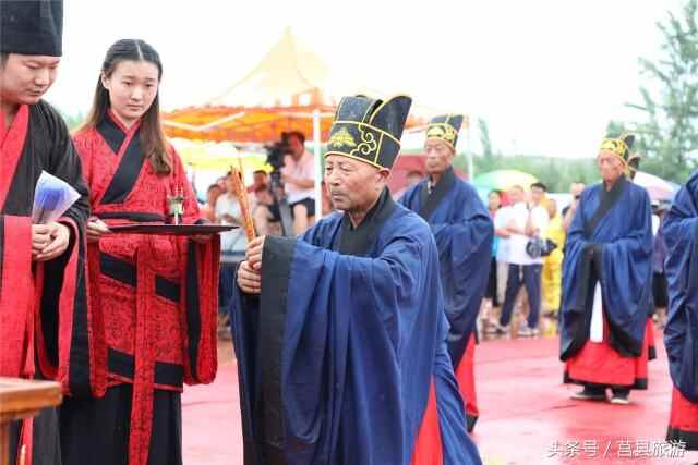大雨润莒城，秃尾巴老李回莒县老家啦！