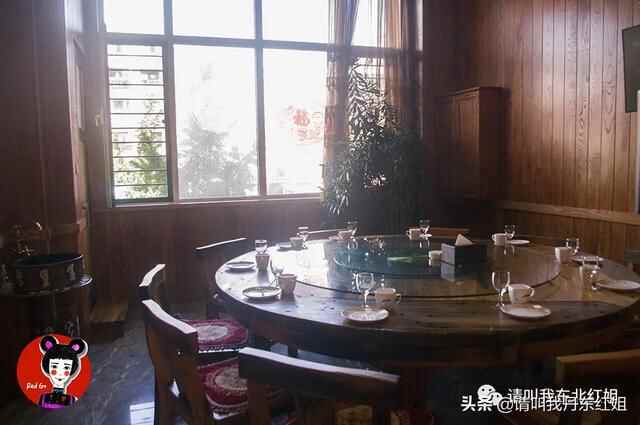 二十年韩餐馆都开成精了！能在辽宁省获奖的东港菜，是什么水平？