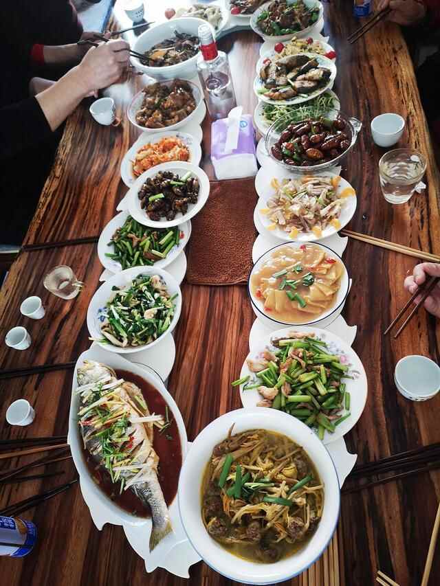 莒县过年的酒肴一般是这样的