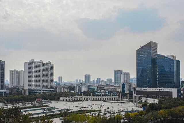 山东千亿市辖区已达九个，济南青岛各有四个，临沂一个