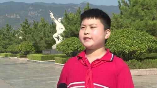 费县举行烈士纪念日向人民英雄敬献花篮仪式