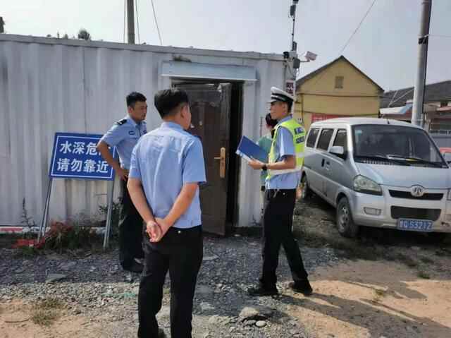 国庆我在岗 | 国庆假期守护平安，沂南交**一直在路上！