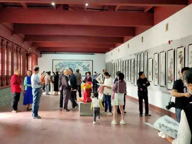 红叶知秋——桑涛先生花鸟画作品展暨学术研讨会”在临沂孔庙举行