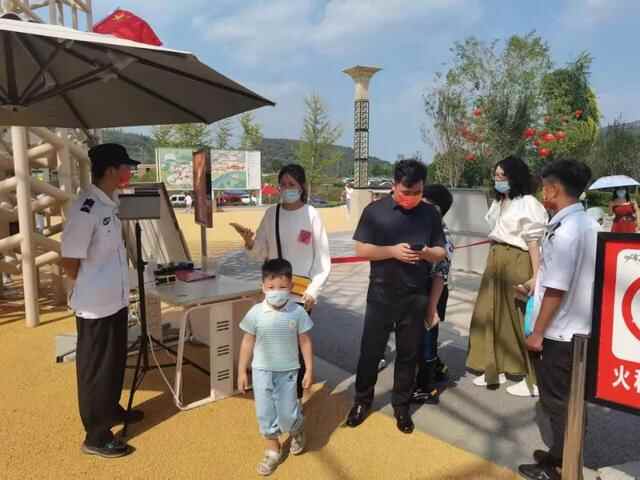 沂水假日 | 加强安全督导 优化旅游服务 为游客提供舒适游览环境