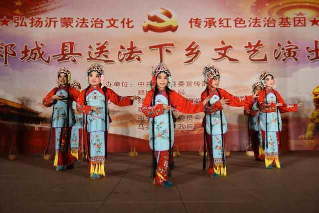 组图｜郯城：普法说唱下乡来