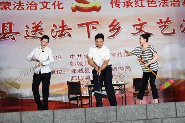 组图｜郯城：普法说唱下乡来