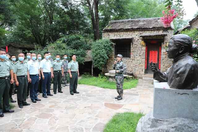 追寻红色印记 汲取奋进力量 山东沂南人武部开展主题党日活动