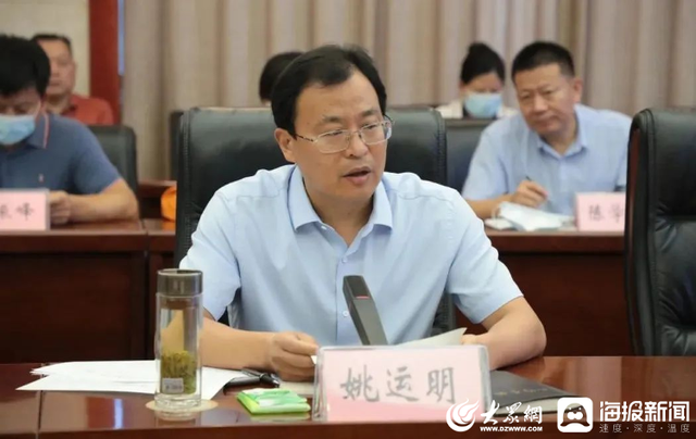 河东区市派红领书记迎送座谈会召开