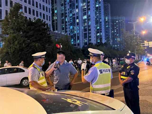 走，跟着临沂公安夜查去！| 百日行动