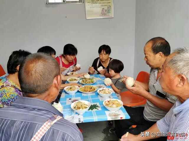 强县富民看县区·平邑丨如康家园让残疾人有了更多收入来源