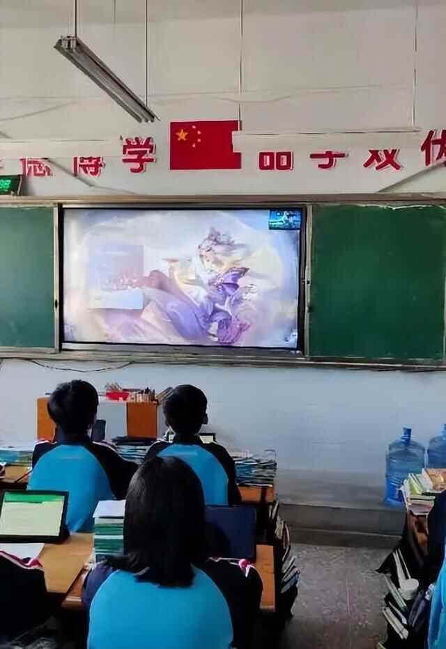 保护少年的你 | 兰山区**为临沂枣园中学开展落实“两法”法治教育讲座