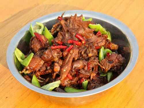 山东美食大全—临沂蒙阴光棍鸡