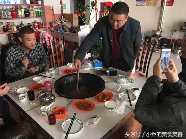 山东美食，临沂蒙阴光棍鸡，一座小城唤起你记忆中的滋味
