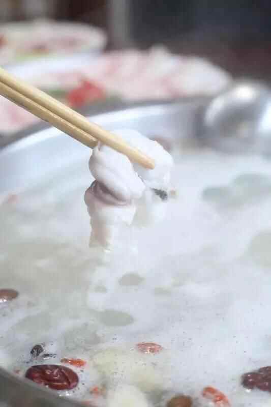 天津河东区中山门的这家活鱼馆牛，秒杀蓟县阿！这才是真会吃！